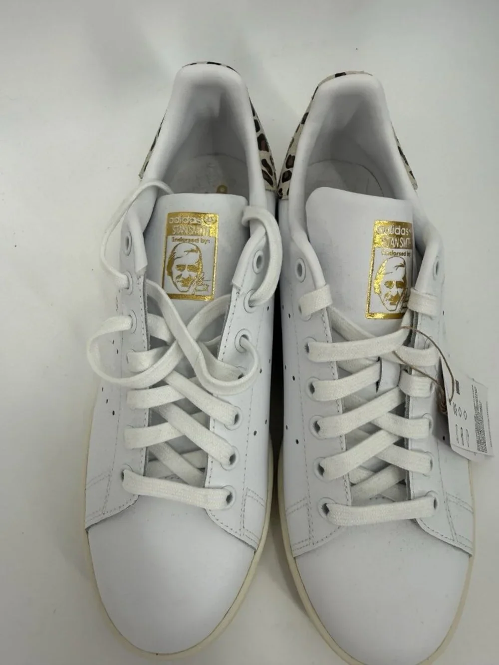 Women’s Adidas Stan Smith leather Sneakers White And Leopard Print Size 8 .5